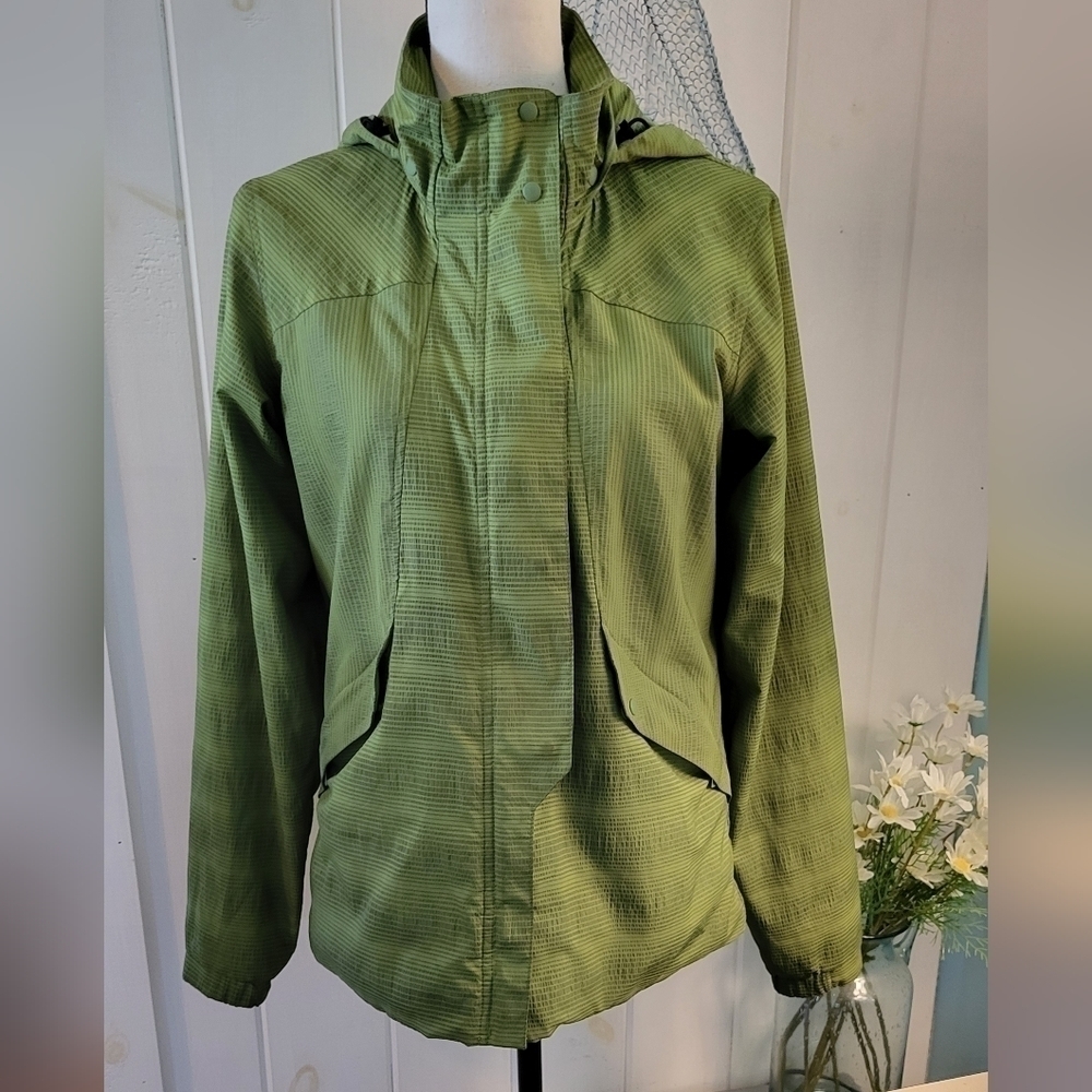 Nau Lime Green Striped Hooded Lightweight Jacket Size M
